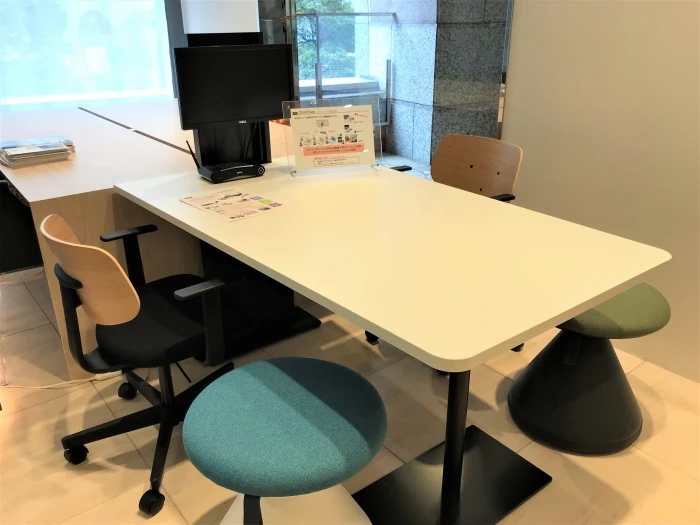 アイデアがすぐに共有できる、リフレッシュ＆ミーティングスペース