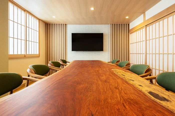 エバオン株式会社