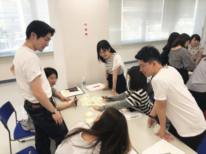 地図…？とコンパ…ス？