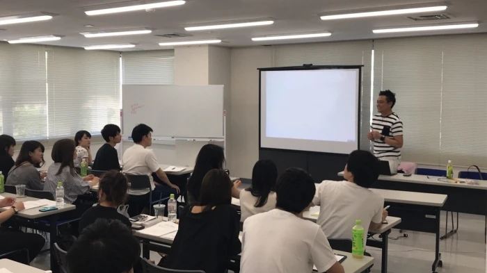 1日目は座学で研修