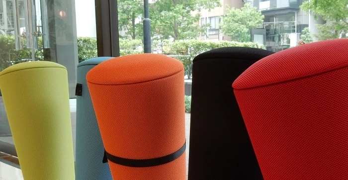 真面目で無機質なオフィスに「Fun」をもたらす［Stand-up］