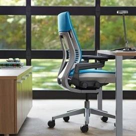 Gesture　chair-身体にシンクロするインターフェイスチェア-