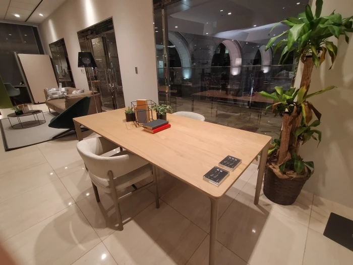 IENA（イエナ） / LYS（リース）