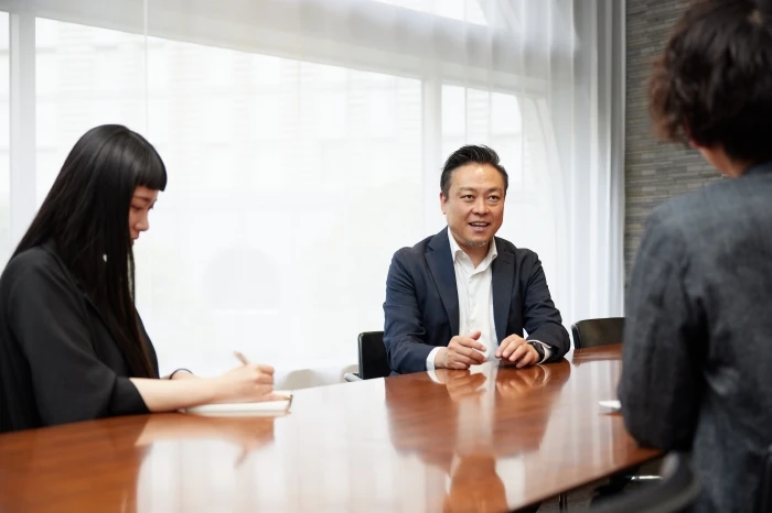 実際にどんな組織改革を行いましたか。