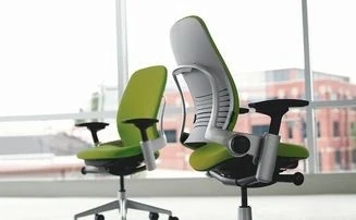 Leap　chair-卓越した調節機能で身体にぴったりフィットするチェア-