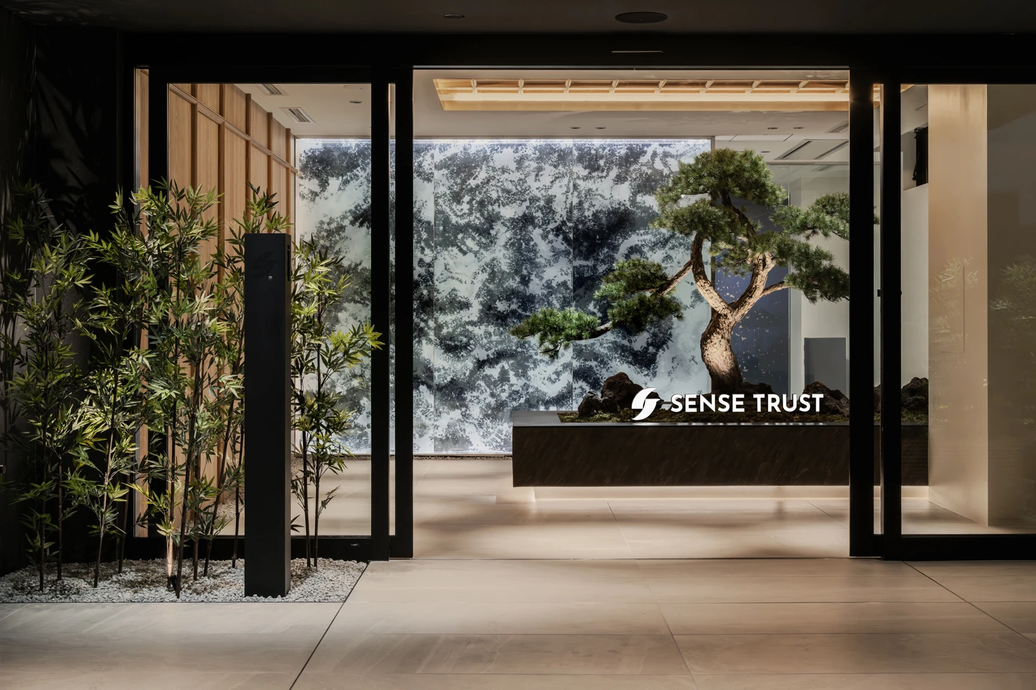 センス・トラスト株式会社