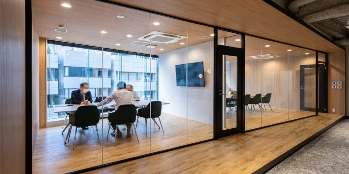 インヴァスト株式会社・増床