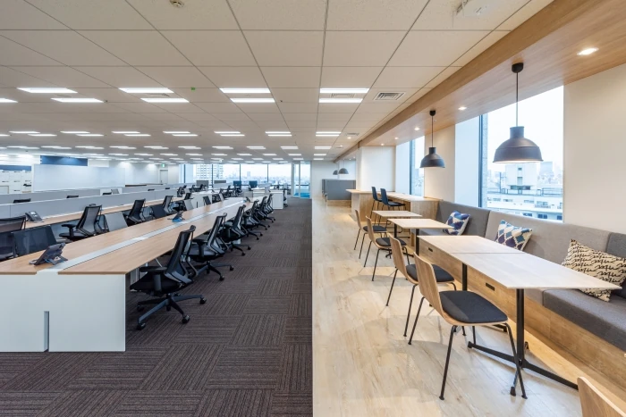 フリーアドレス型レイアウト