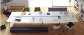 LEMNA　／フリーアドレスデスク