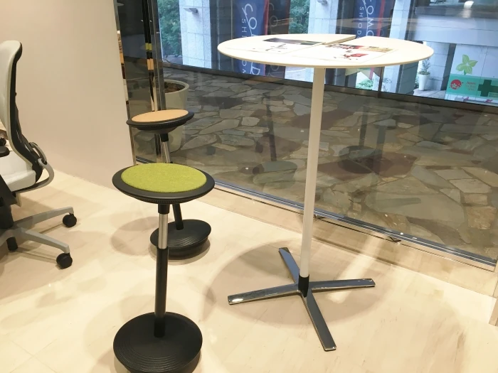 ■Stitz.スツール