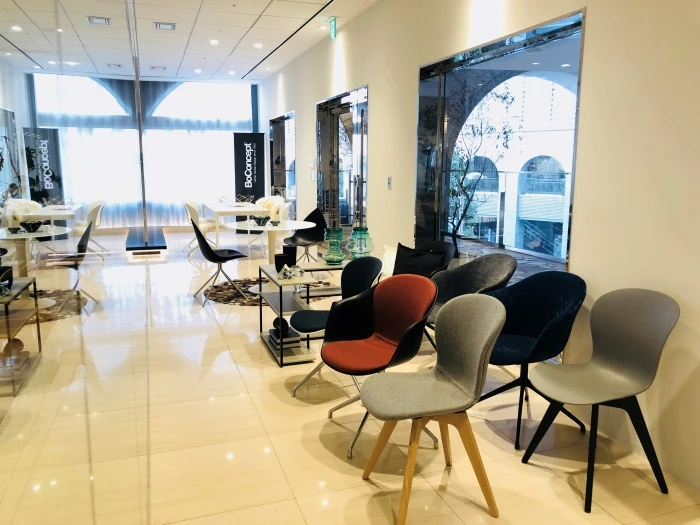 1-2月の東京オフィスエントランスは「Like Urban Life.」