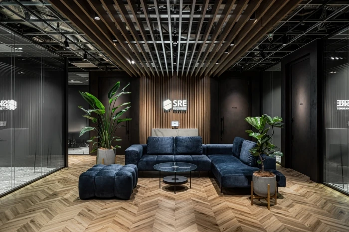 SREホールディングス株式会社